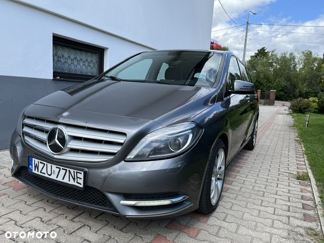 Mercedes-Benz Klasa B 180 7G-DCT Style - 3