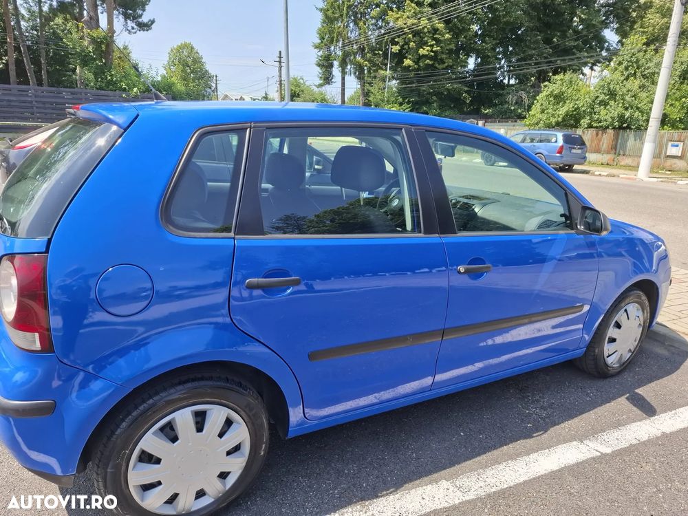 Volkswagen Polo 1.2 Attractive - 6