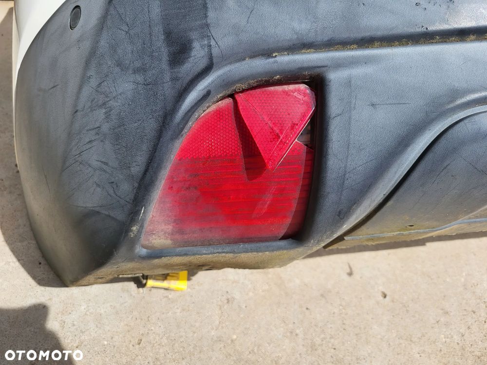 Zderzak tylny tył Peugeot 2008 EWP 4 PDC - 4