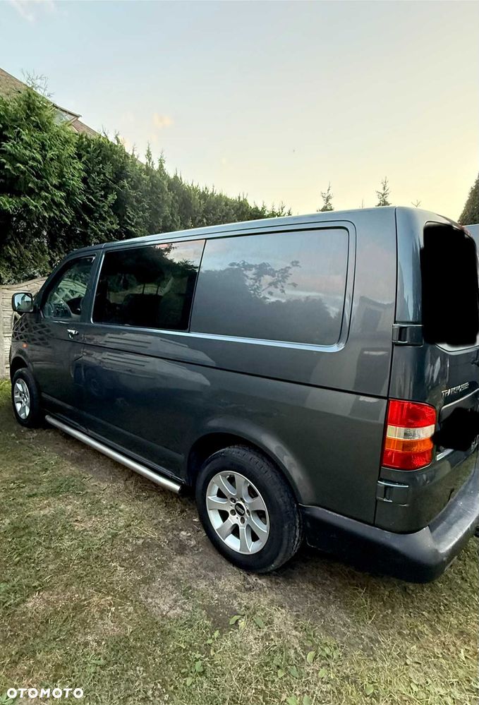Volkswagen Transporter - 2