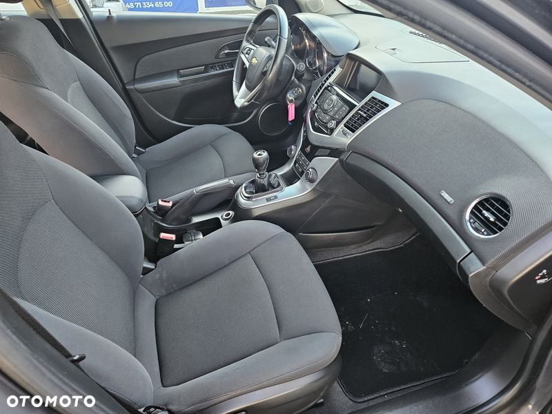 Chevrolet Cruze 1.8 LT - 5