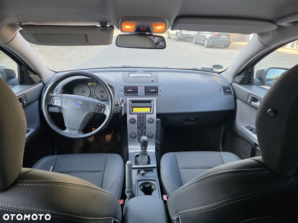 Volvo V50 2.0D - 11