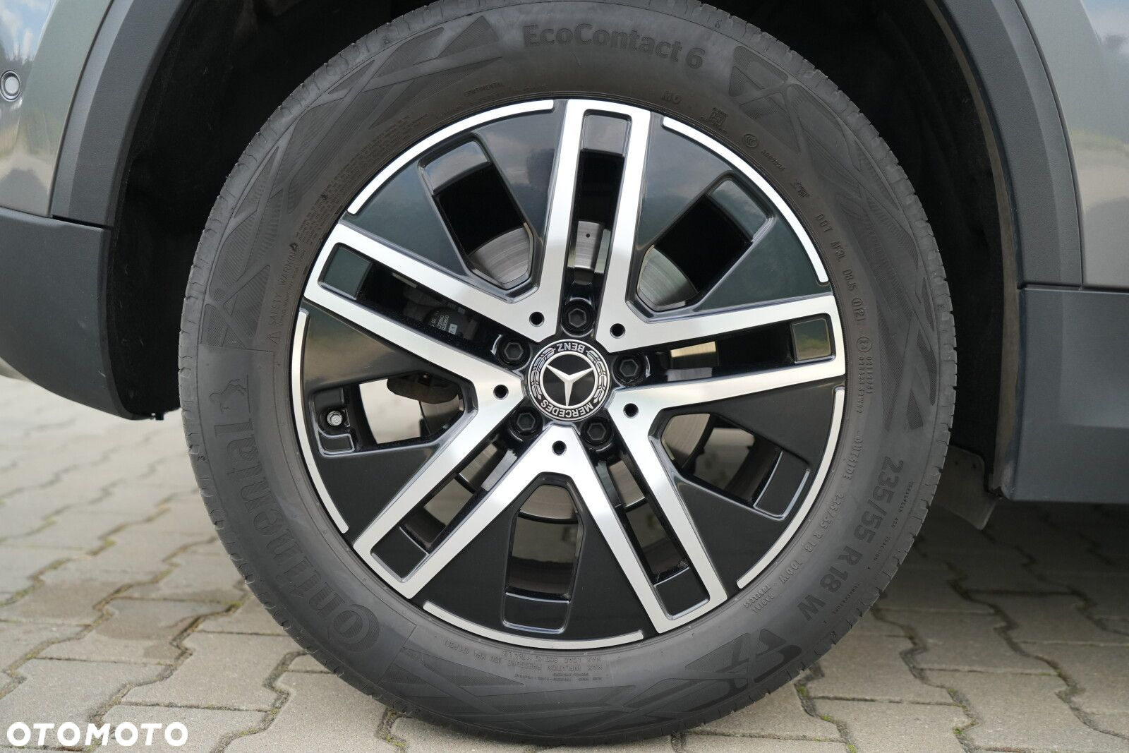 Mercedes-Benz GLA 200 - 24