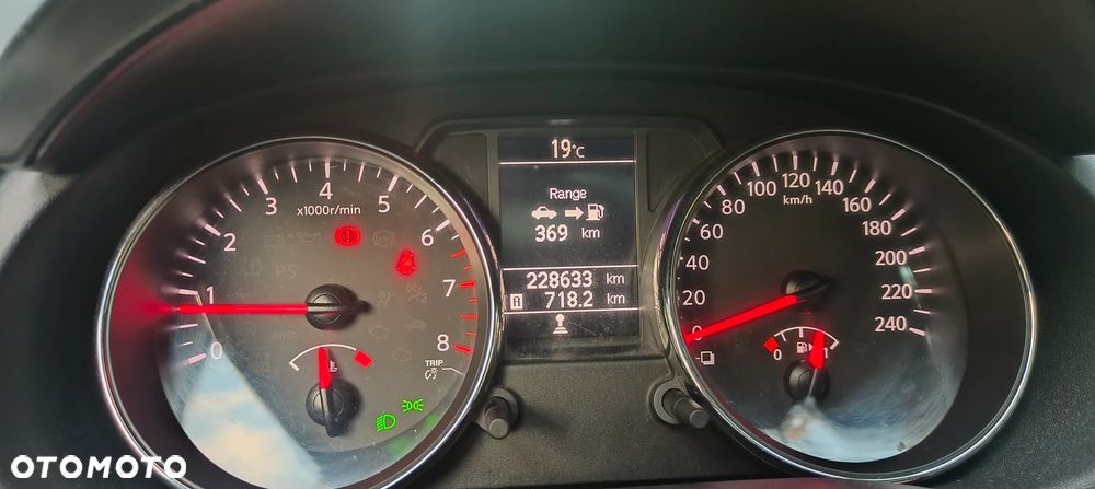 Nissan Qashqai+2 - 20