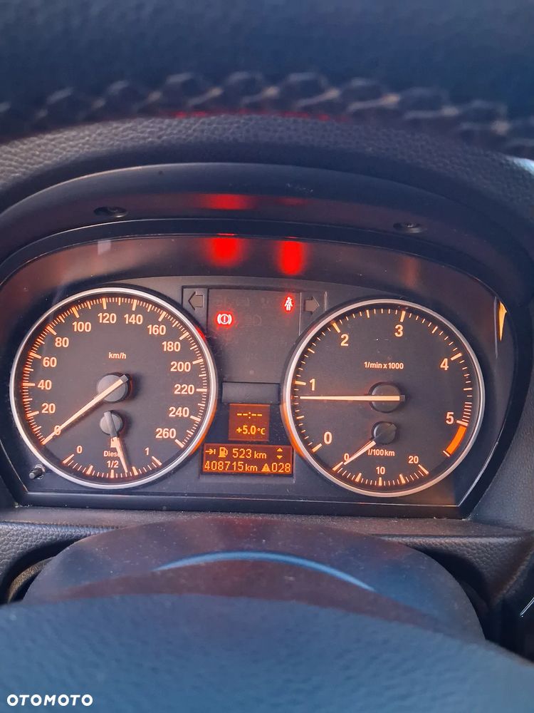 BMW Seria 3 318d DPF Edition Exclusive - 12