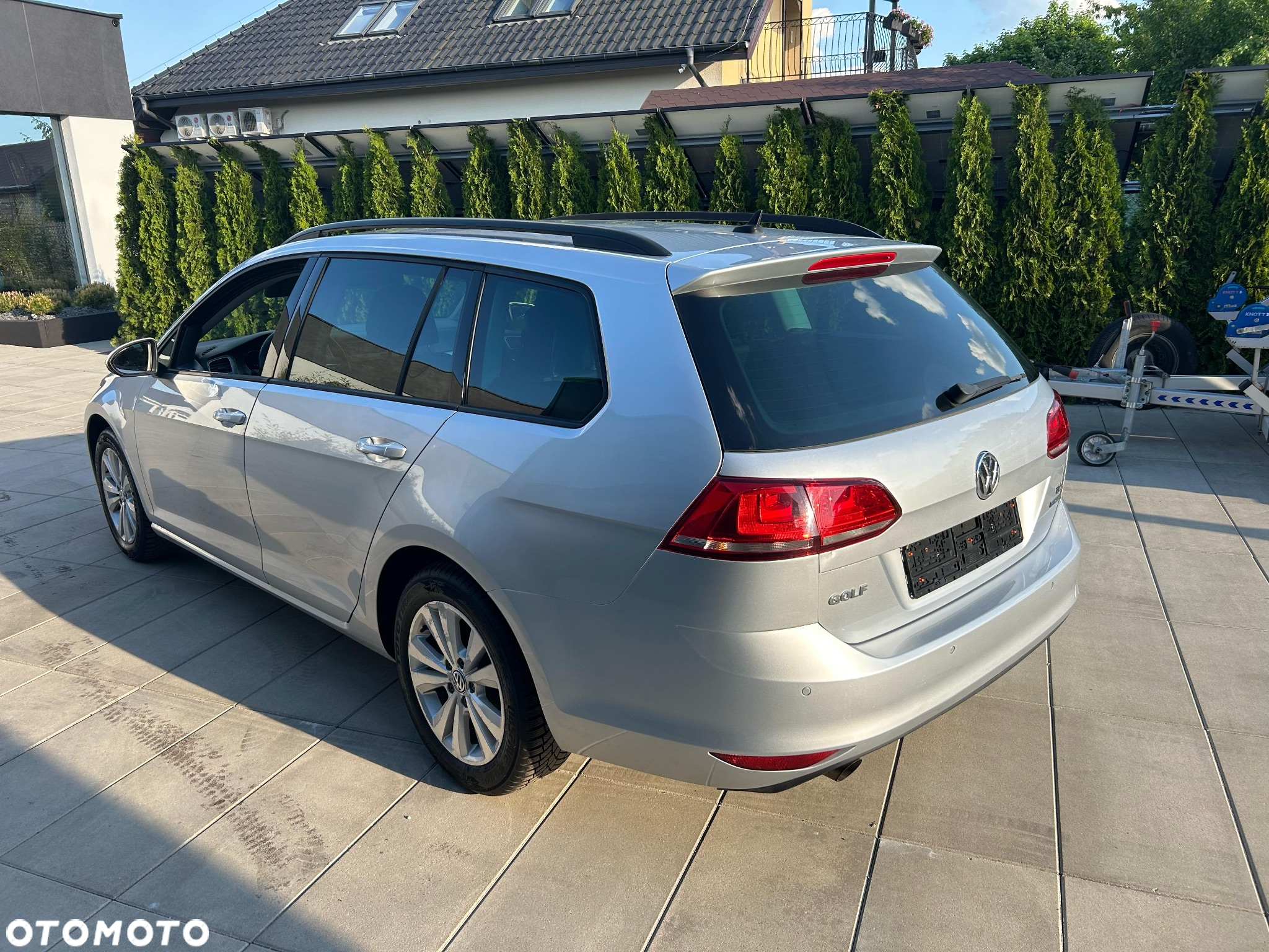 Volkswagen Golf - 9