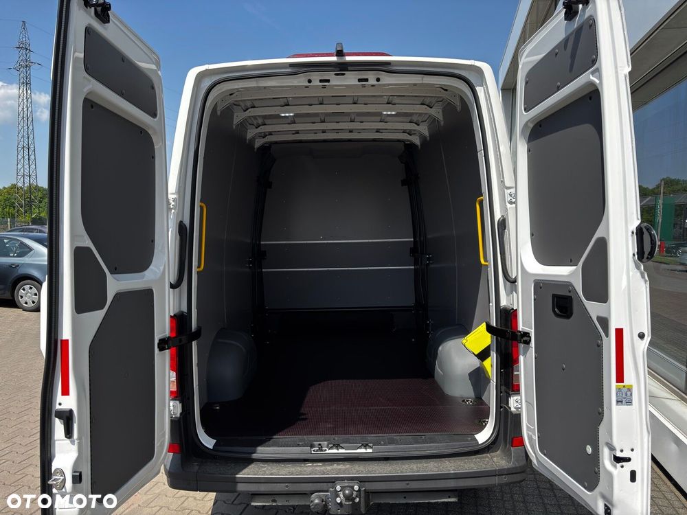 Volkswagen Crafter 2.0 TDI L4H3 4490 177 KM 7m 6bm - 18