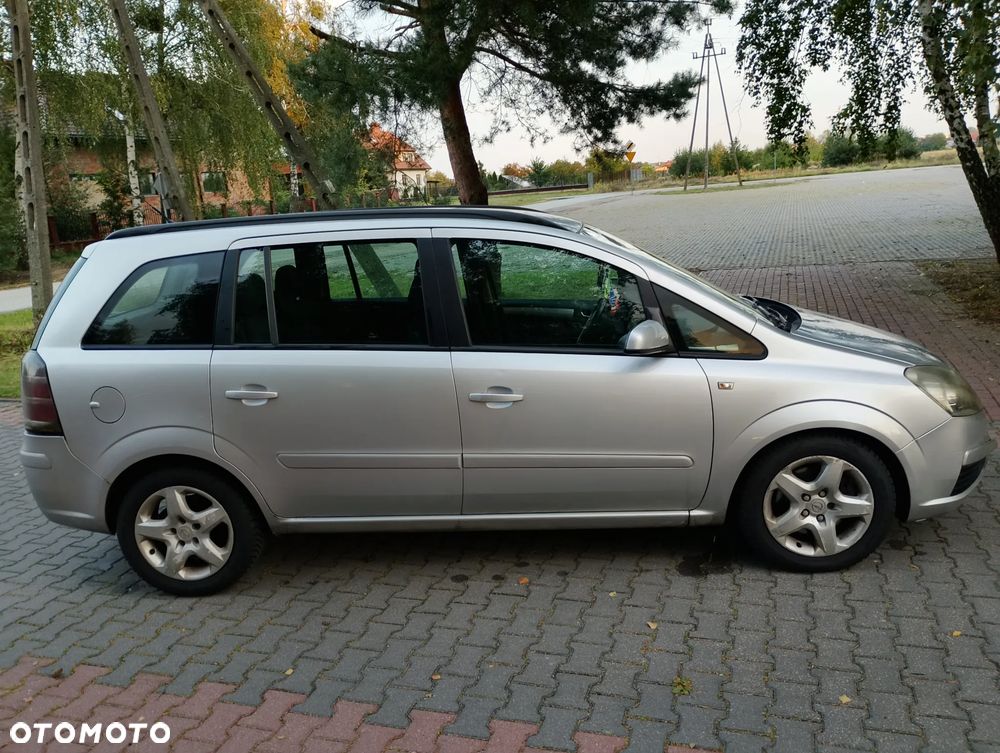 Opel Zafira 2007 photo 4