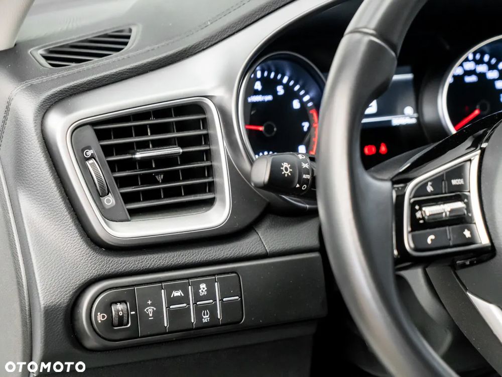 Kia Ceed 1.5 T-GDI M - 24