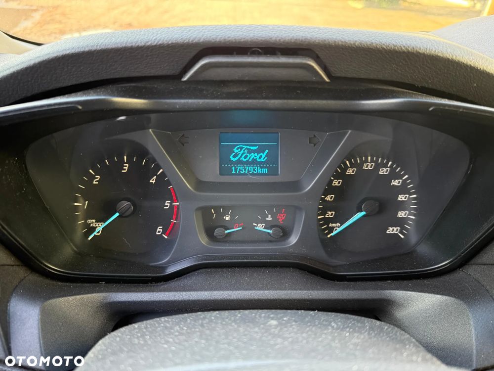 Ford Transit - 5