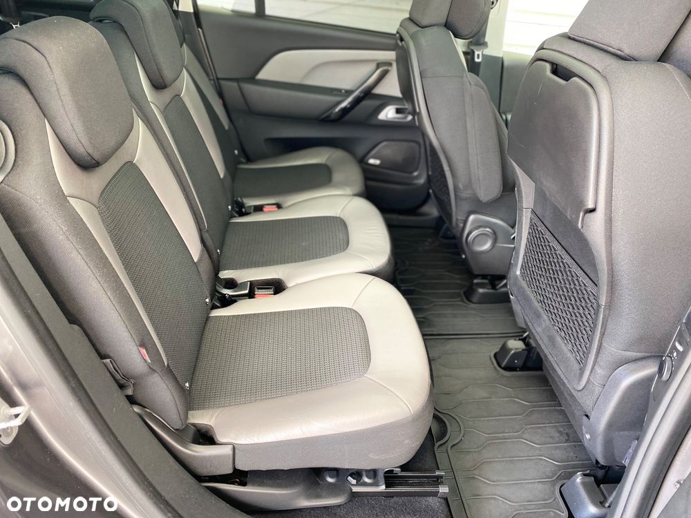 Citroën C4 Grand Picasso BlueHDi 150 SHINE - 17