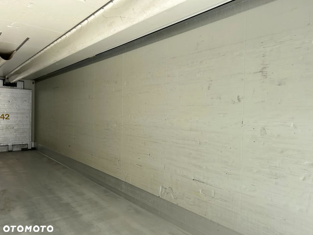 Schmitz Cargobull CARRIER VECTOR 1850 / GRUBA ŚCIANA 7 CM / 2.75 M WYSOKOŚĆ W ŚRODKU / KOSZ PALETOWY / 4 ZAMKI / DIESEL + ELEKTRYK / DRUKARKA / 2010 ROK !! - 38