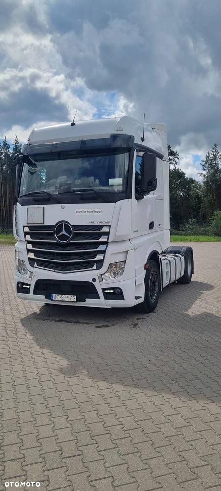 Mercedes-Benz Actros - 1