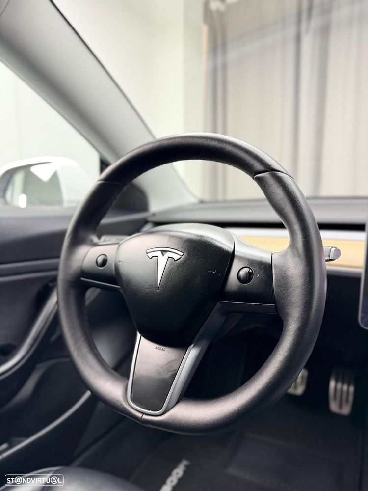 Tesla Model 3 Standard RWD Plus - 16