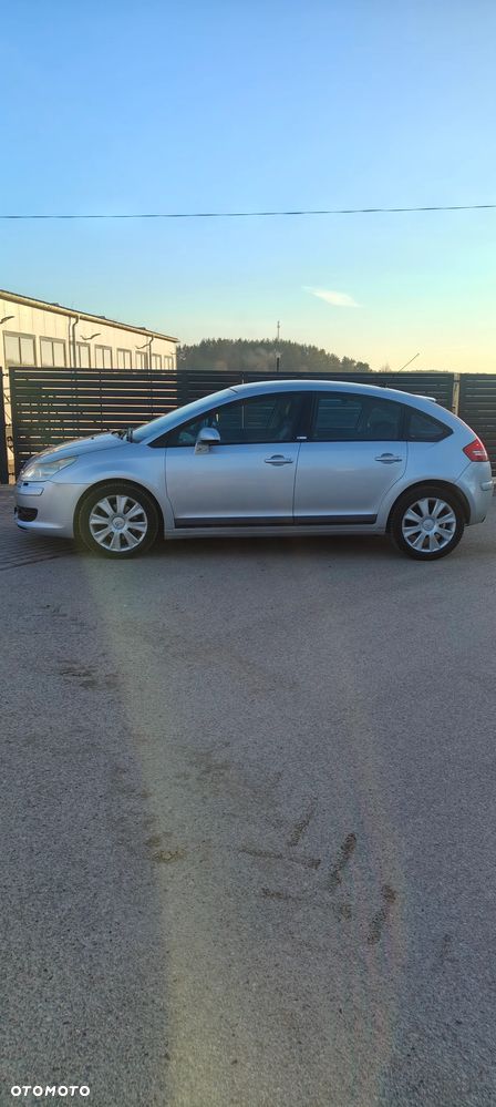 Citroën C4 2.0 HDi Exclusive - 3