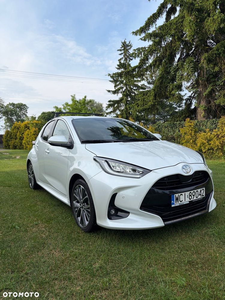 Toyota Yaris Hybrid 1.5 Executive - 1