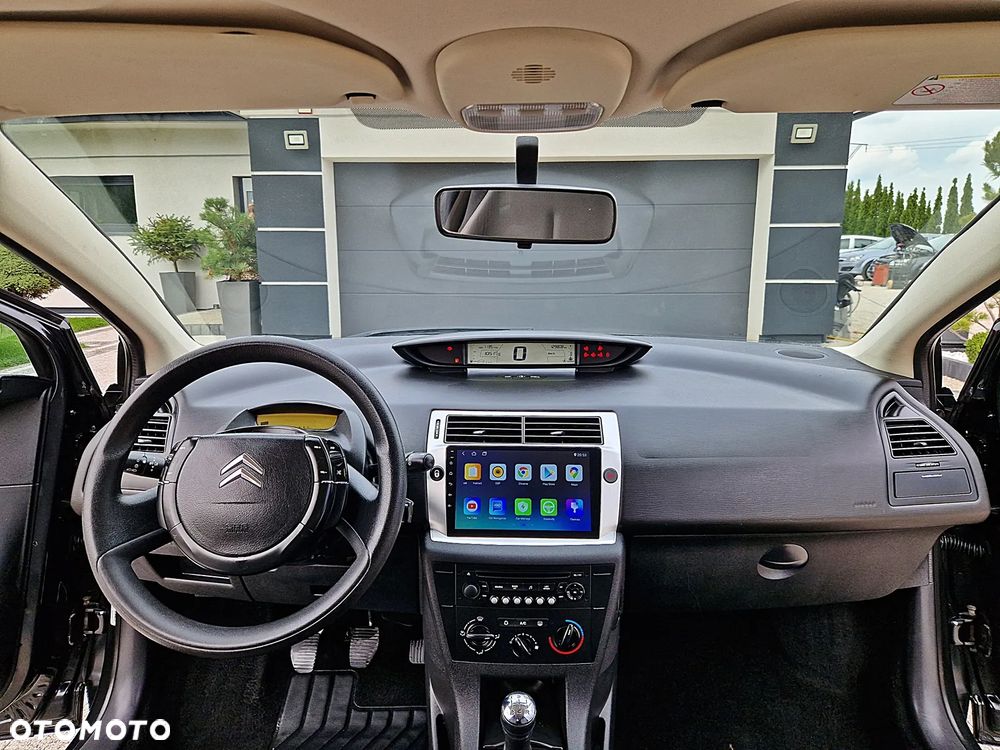 Citroën C4 1.4 16V Advance - 3