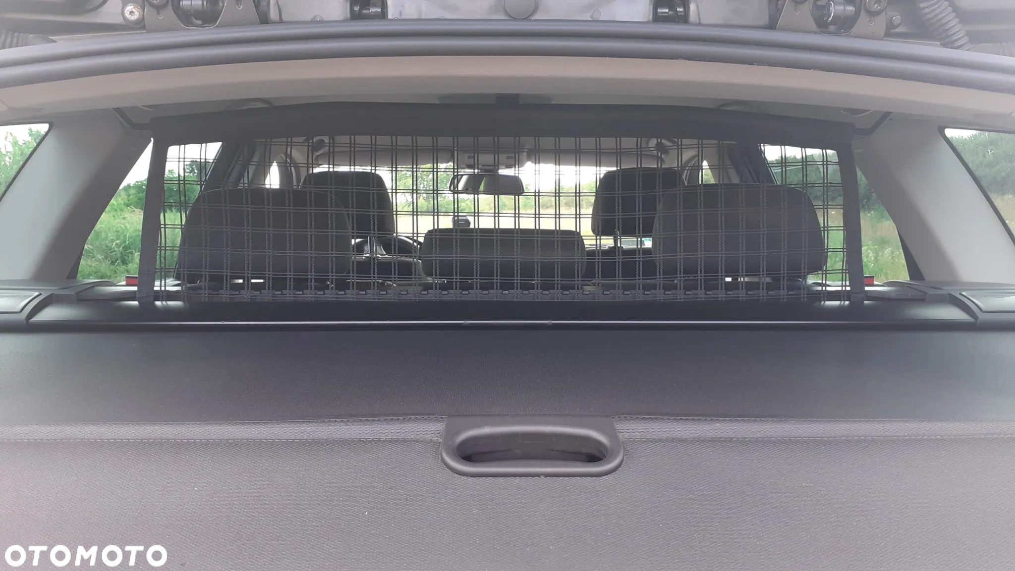 BMW Seria 3 318i - 16