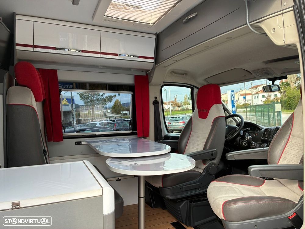 Citroen Jumper 2.0 BlueHDi 35 L4 CD - 23