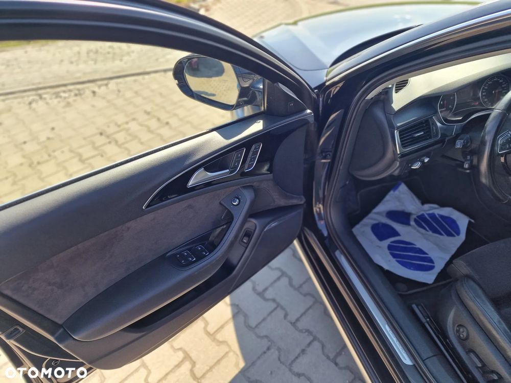 Audi A6 Allroad - 11