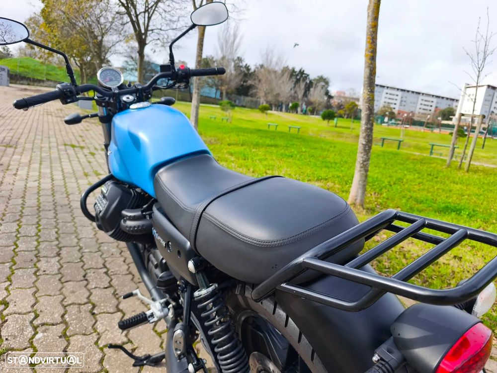 Moto Guzzi V7 750 Stone - 10