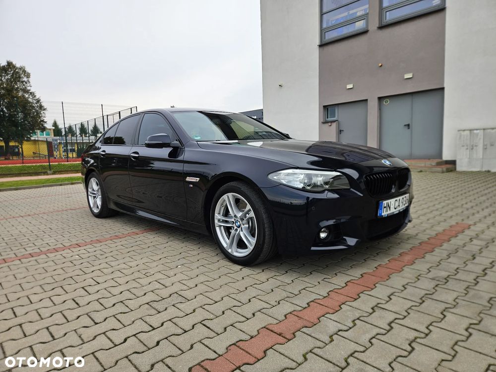 BMW Seria 5 520d M Sport - 11