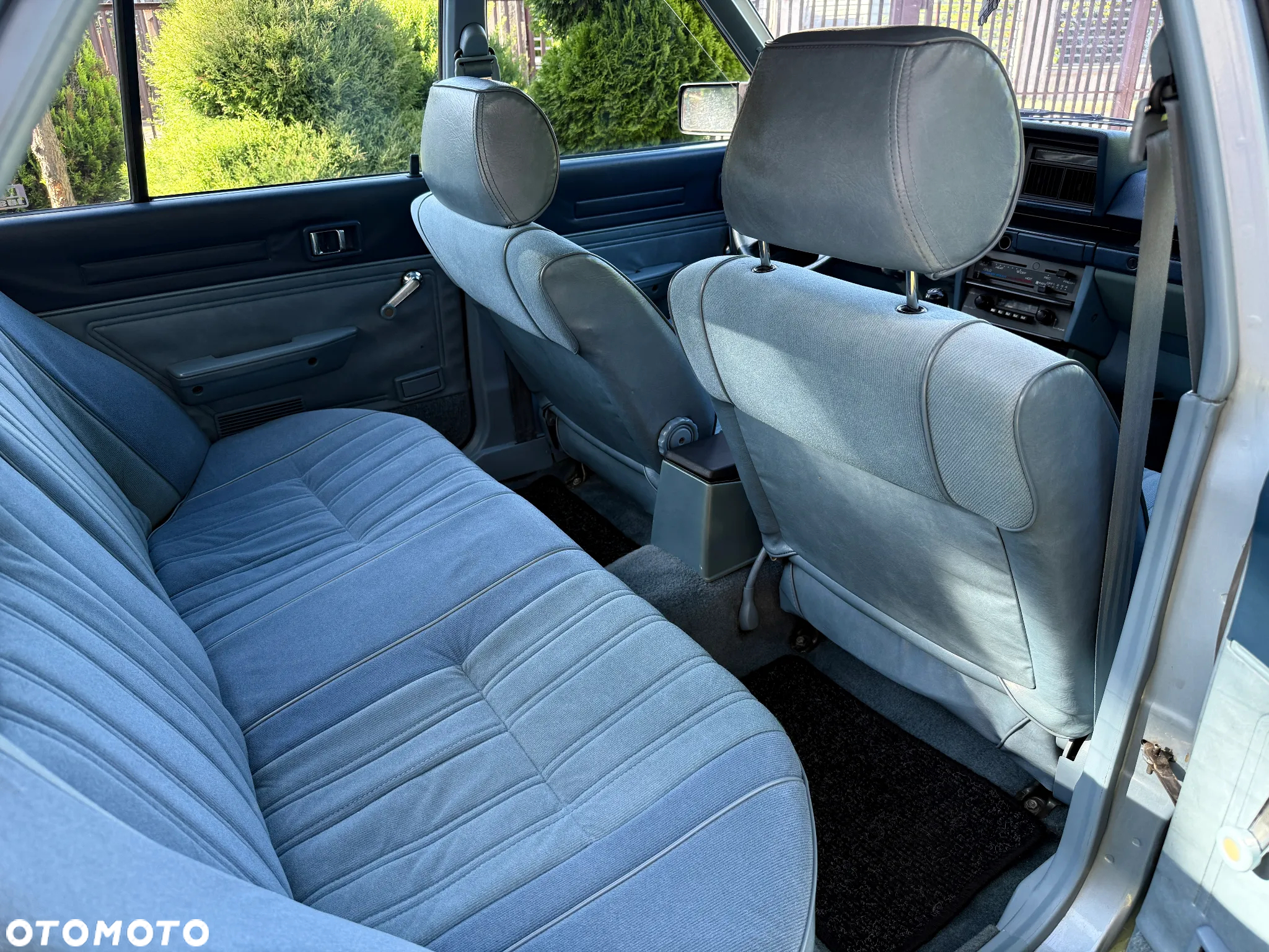 Nissan Bluebird - 12