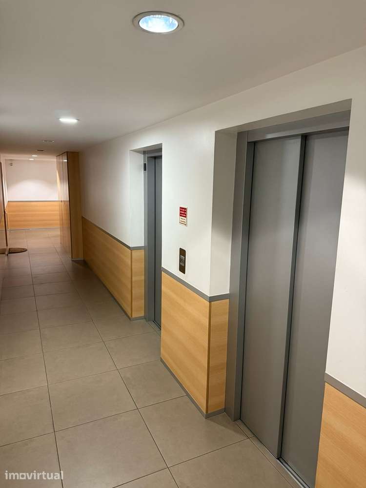 Apartamento T2 Venda em Mafamude e Vilar do Paraíso,Vila Nova de Gaia - Grande imagem: 5/10