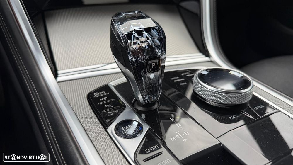 BMW 840 d xDrive Pack M - 15