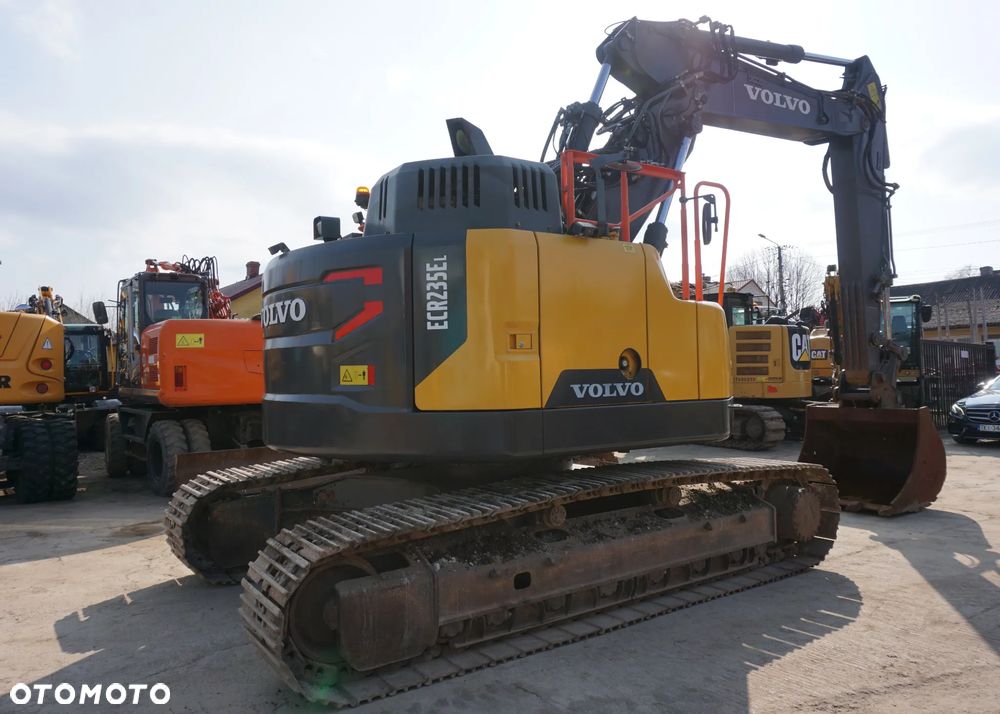 Volvo ECR 235 L - 7