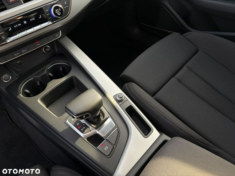 Audi A4 Avant 35 TFSI mHEV S tronic - 23