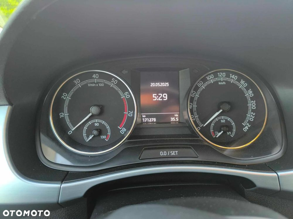 Skoda Fabia 1.0 TSI Ambition - 8