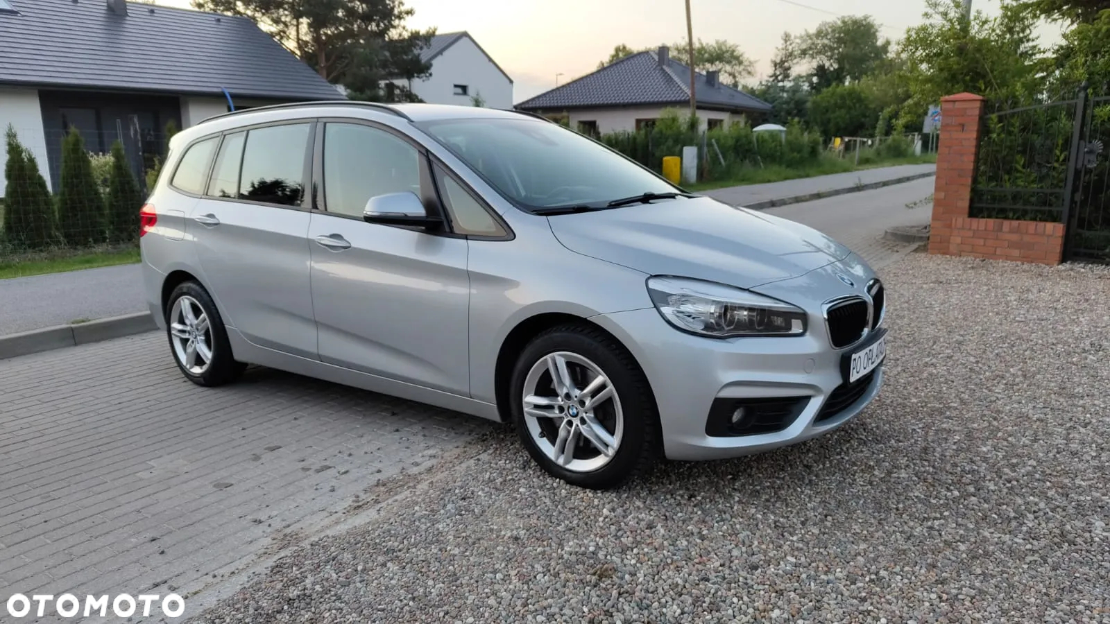 BMW Seria 2 220d Active Tourer M Sport - 24