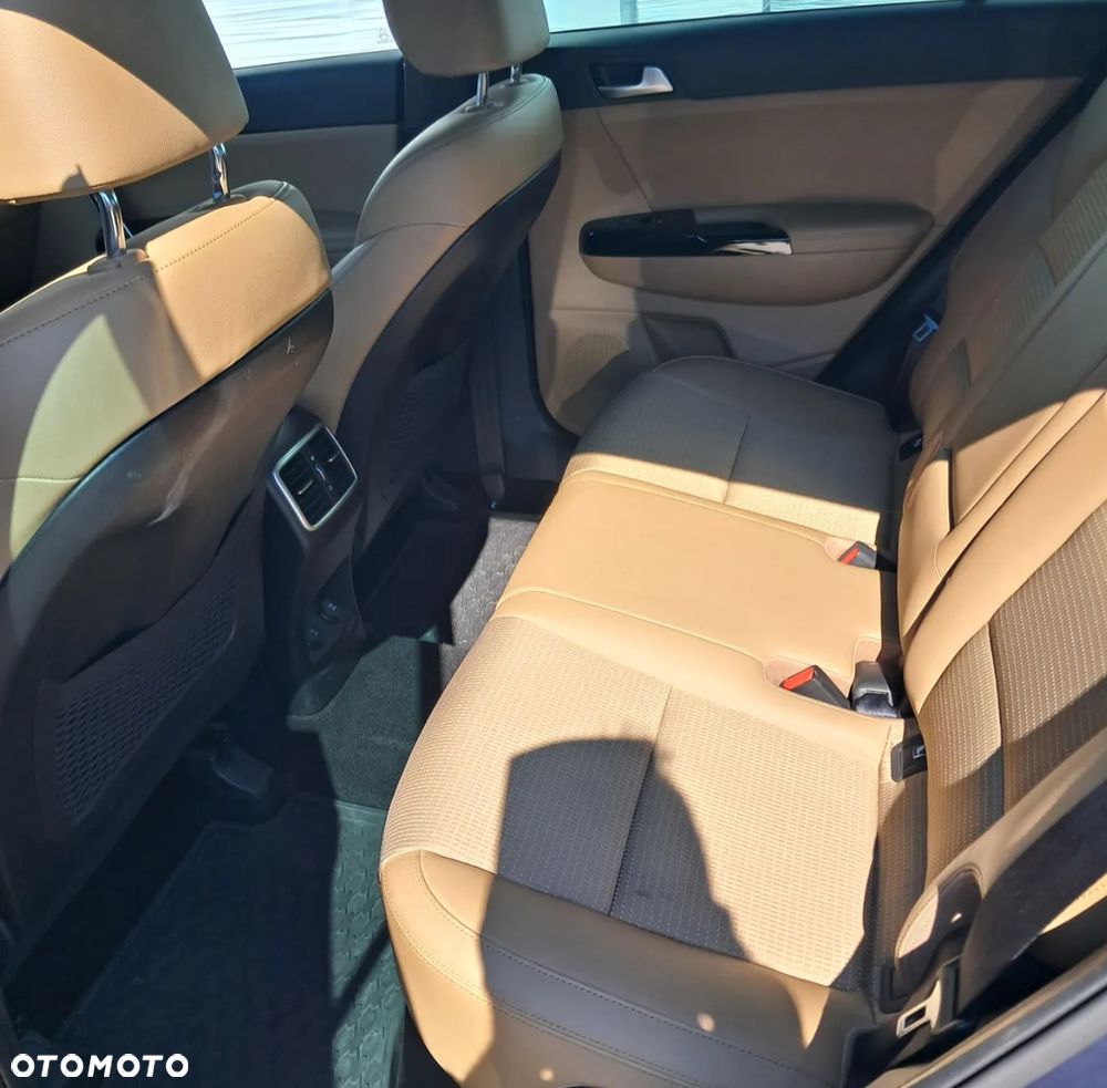 Kia Sportage 1.6 GDI L Business Line 2WD - 9