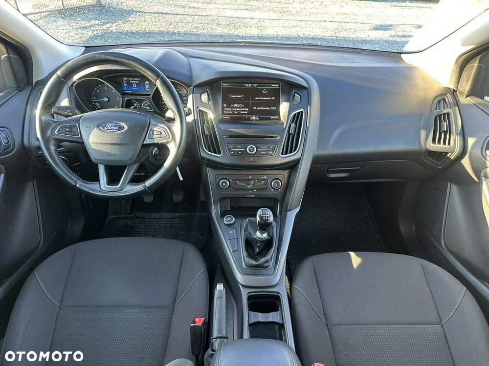 Ford Focus - 19