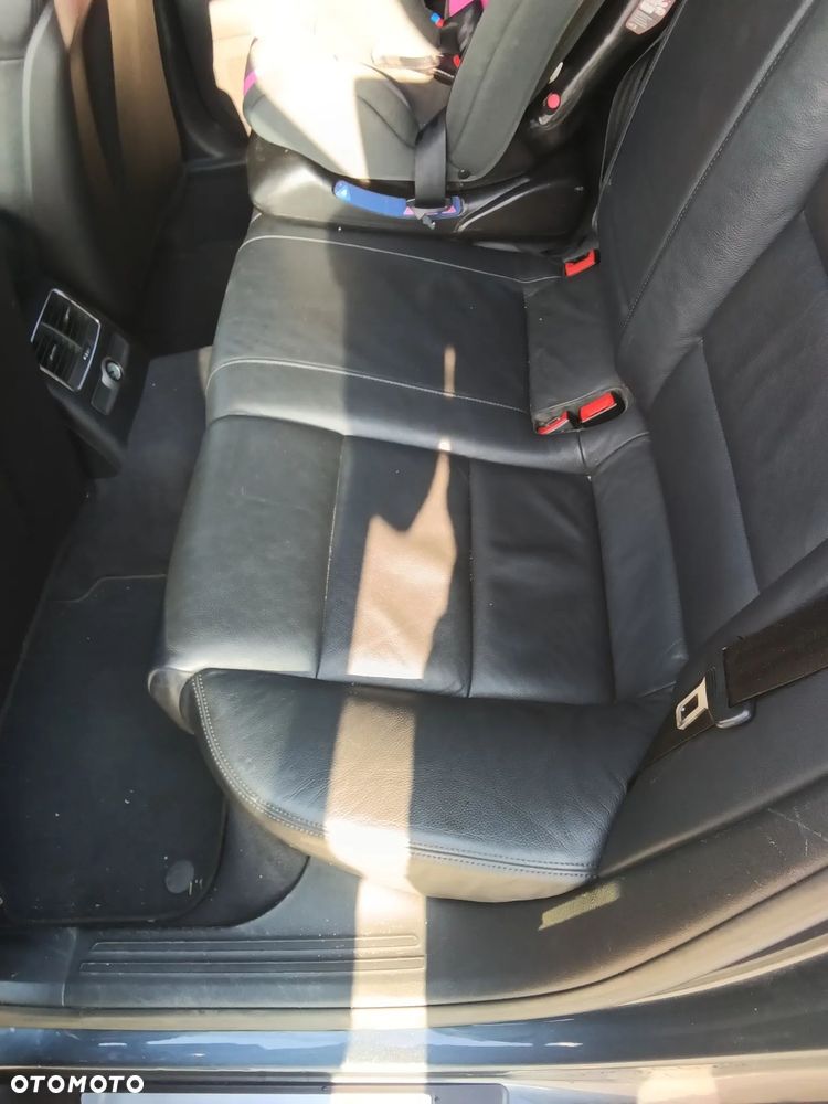 Audi A6 Avant 2.4 multitronic - 6