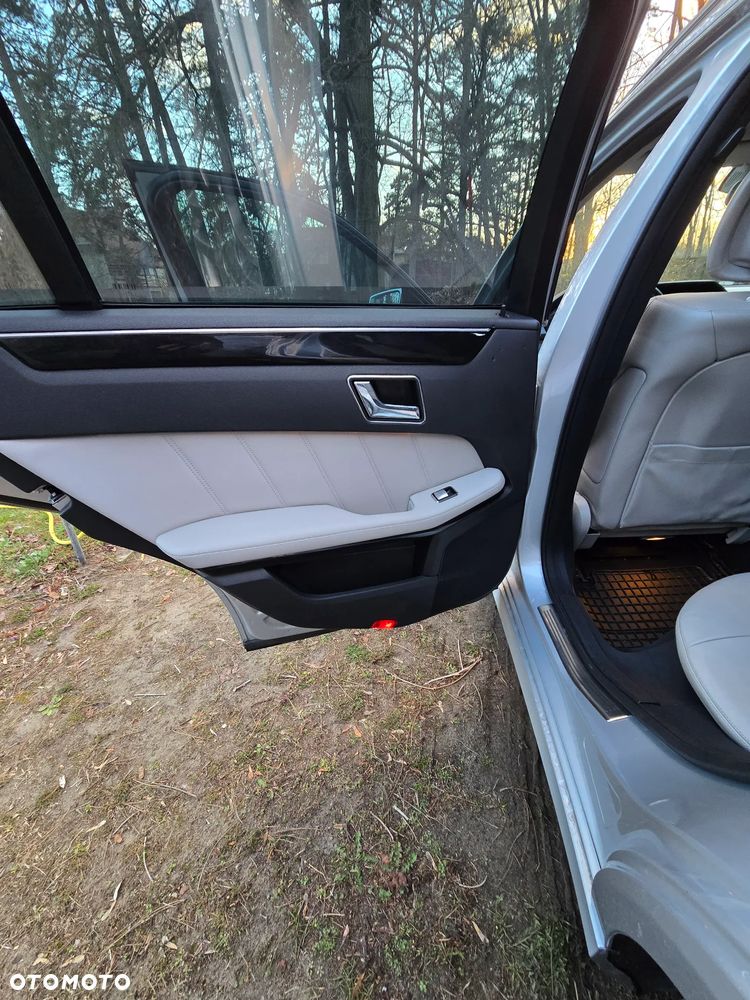 Mercedes-Benz Klasa E 350 CDI 4-Matic BlueEff Elegance - 10