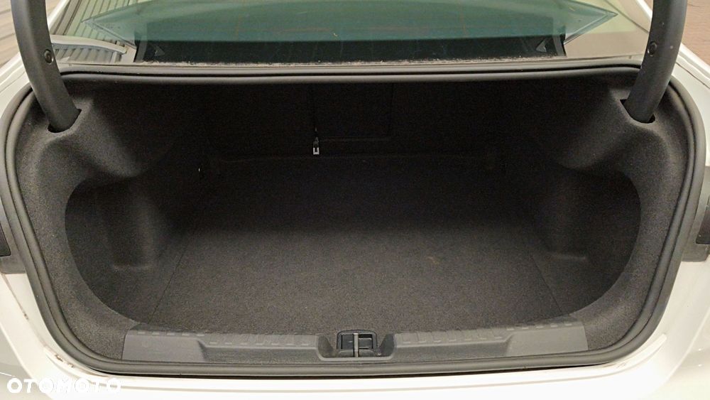 Audi A3 Limousine 35 TFSI mHEV S tronic - 12