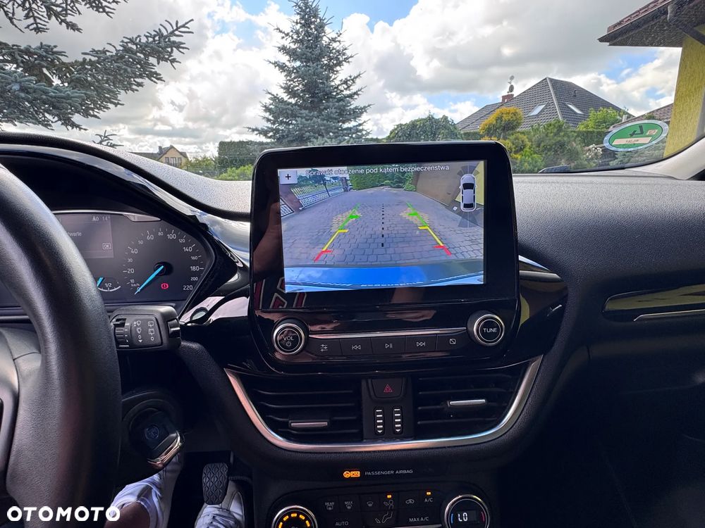 Ford Fiesta 1.0 EcoBoost Titanium - 9