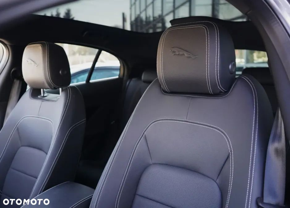 Jaguar I-Pace EV400 90kWh AWD R-Dynamic SE - 19