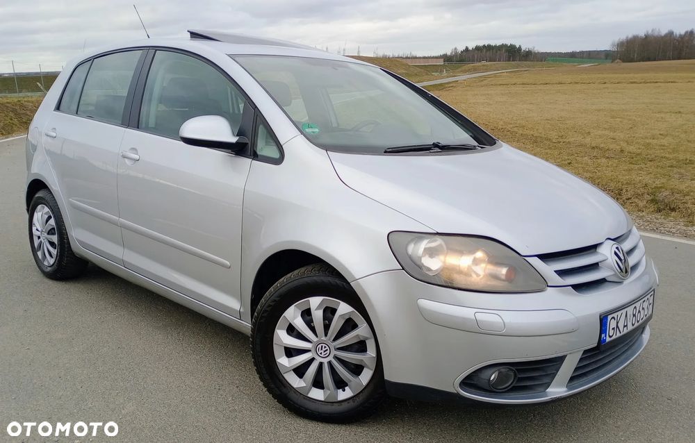 Volkswagen Golf Plus 2.0 FSI Comfortline - 1
