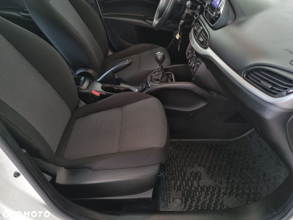 Fiat Tipo 1.4 16V Pop - 11