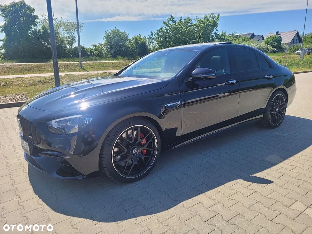 Mercedes-Benz Klasa E AMG 63 S 4Matic+ AMG Speedshift MCT-9G - 2