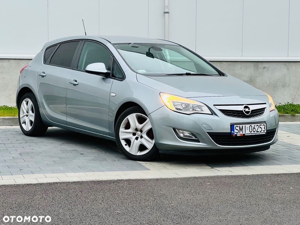 Opel Astra 1.4 Turbo Design Edition - 6