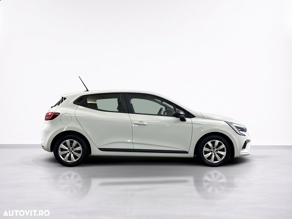 Renault Clio - 7