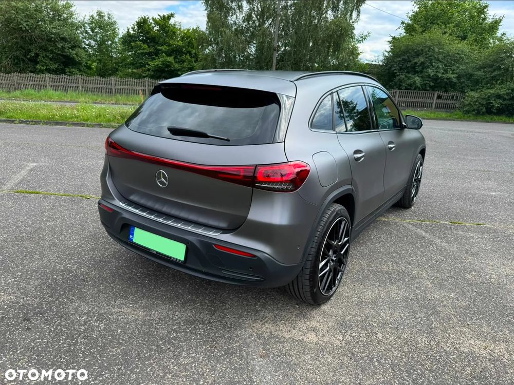 Mercedes-Benz EQA 300 66.5kWh 4-Matic Electric Art - 7