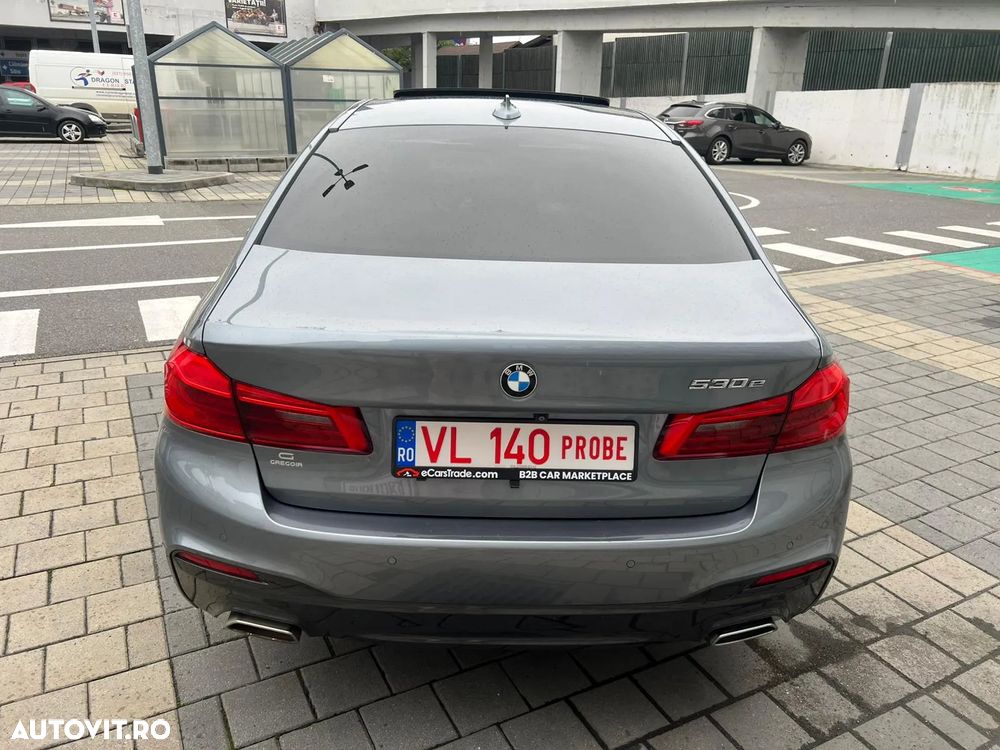 BMW Seria 5 530e Aut. M Sport Edition - 28