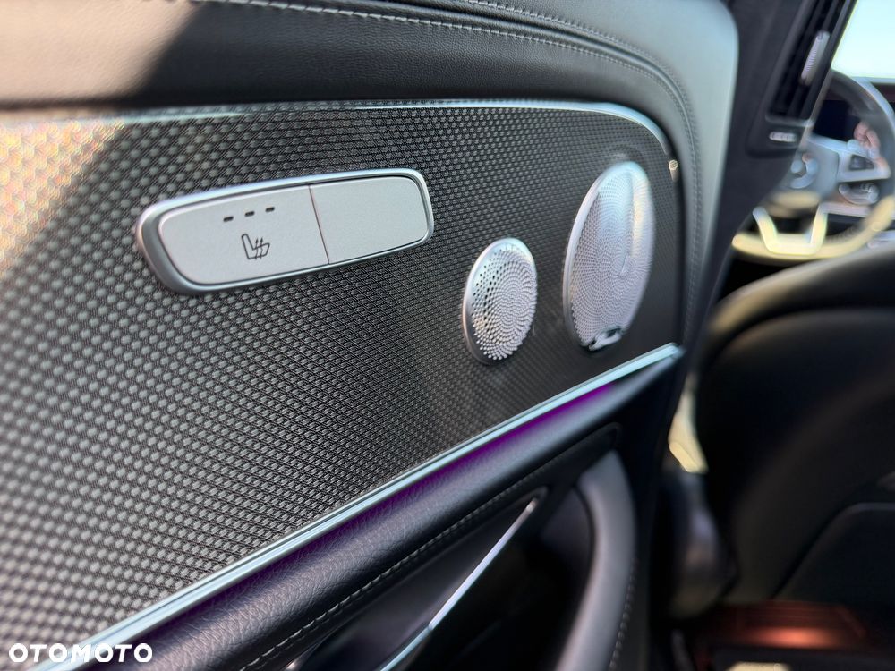 Mercedes-Benz Klasa E AMG 63 S 4Matic+ AMG Speedshift MCT-9G - 24