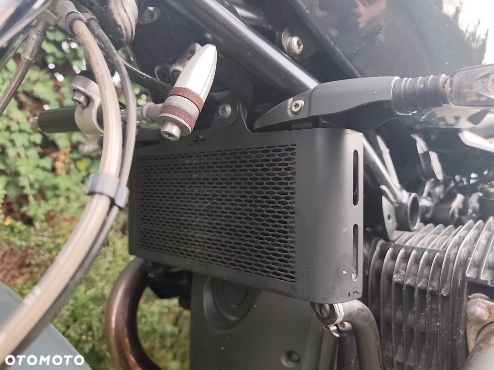 BMW R - 7