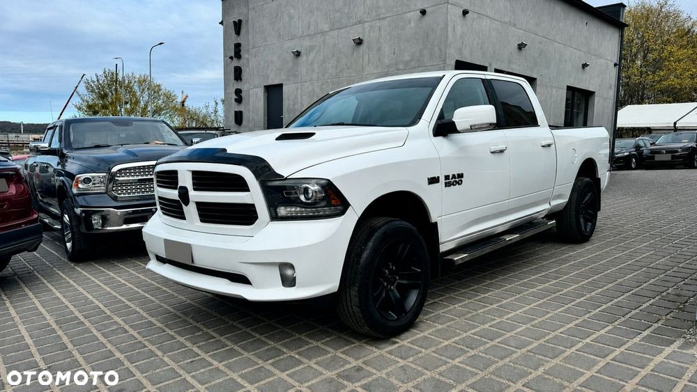 Dodge RAM - 1